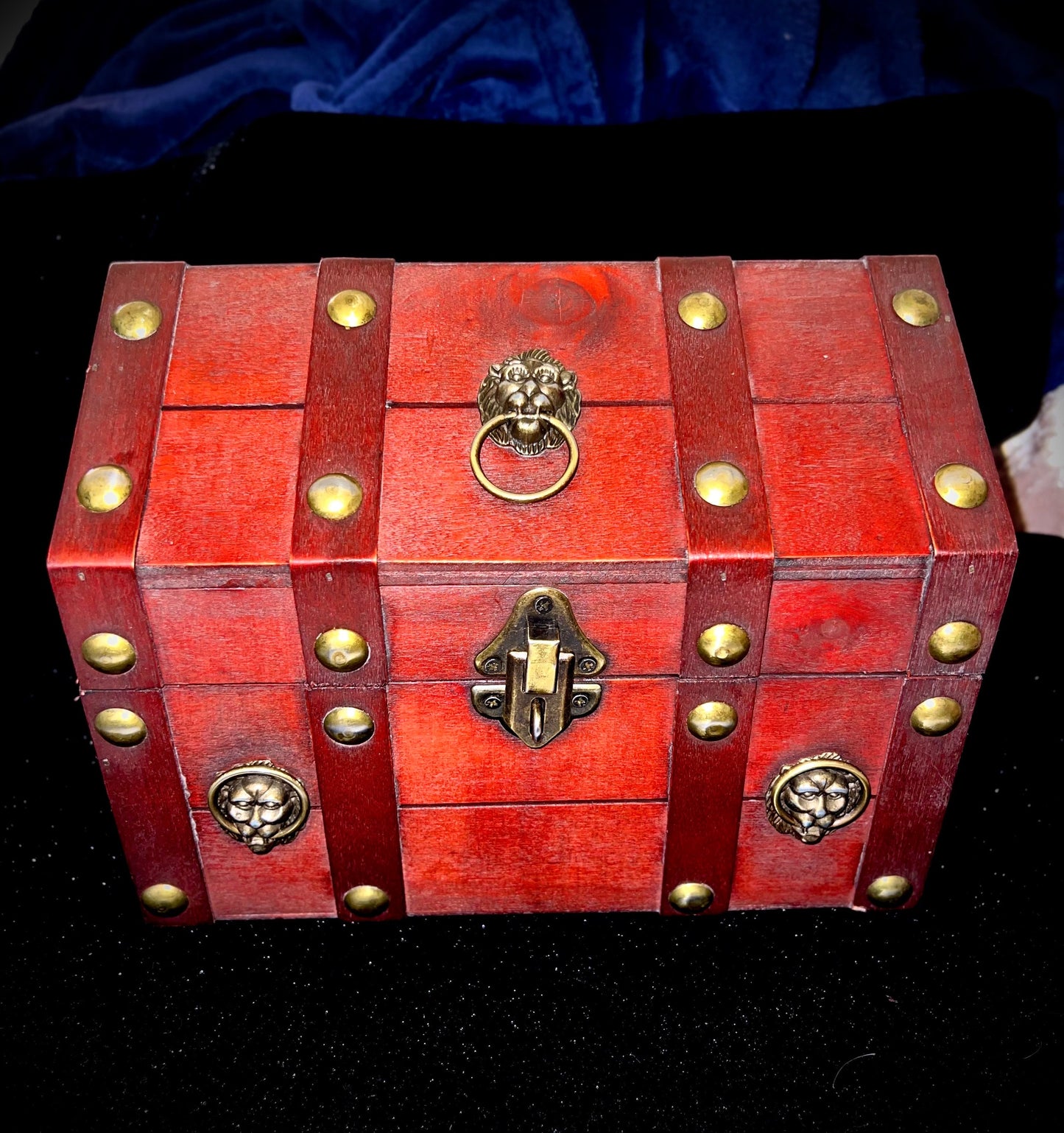 Dark Amulet + Vessel Containing & Charging Mega Box Powered by Lilith ~ Contain the Darkness, Super Charge amulets + vessels, Lilith's Touch