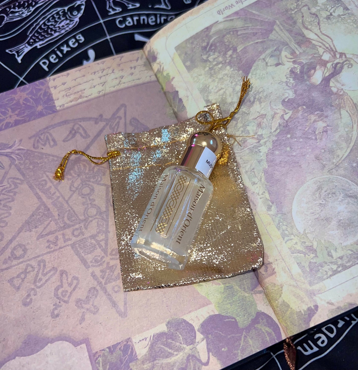 Arabic Musk Tahara Fragrance Blessed by Powerful Ifrit Djinn ~ Obtain seductive powers, Pretty privilege, Magnetic Aura, Ifrit Energy oil